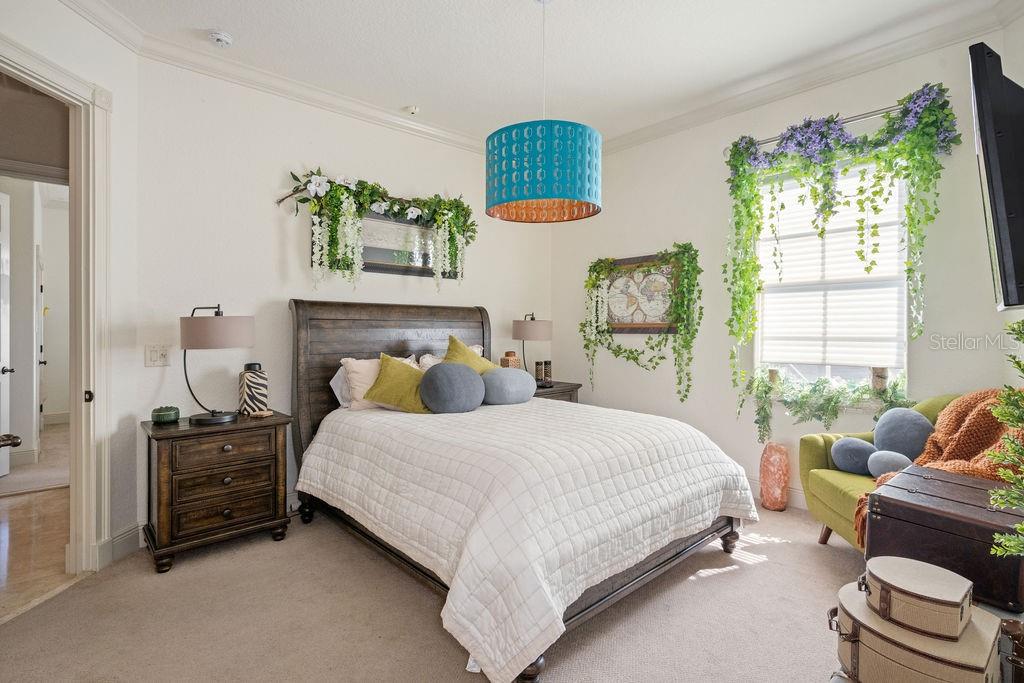 KEENES POINTE - Residential