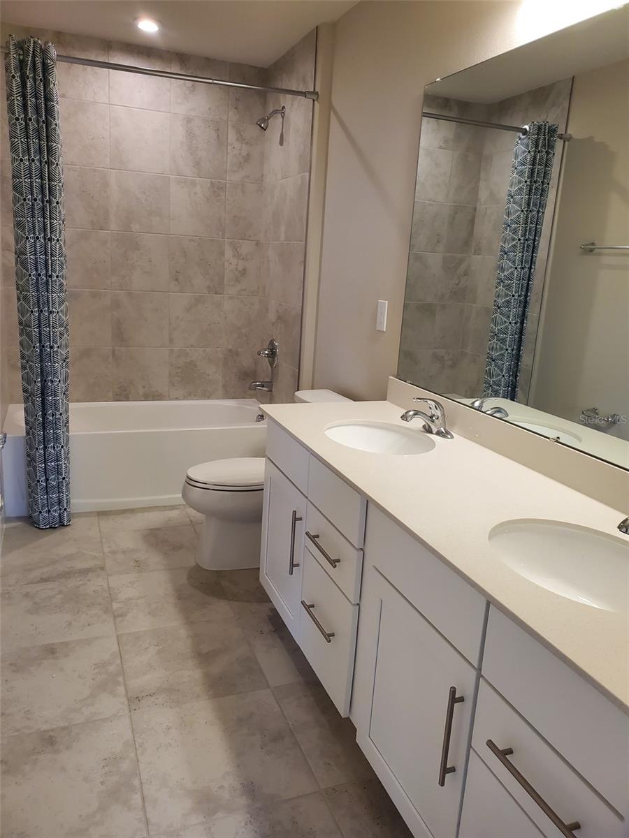 OVERLOOK AT GRASSY LAKE - Residential Lease