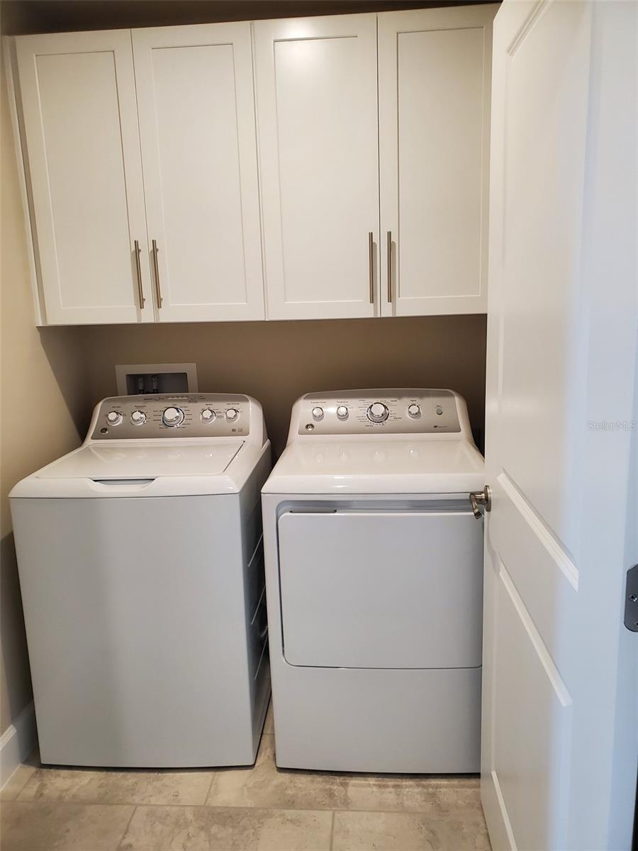 OVERLOOK AT GRASSY LAKE - Residential Lease