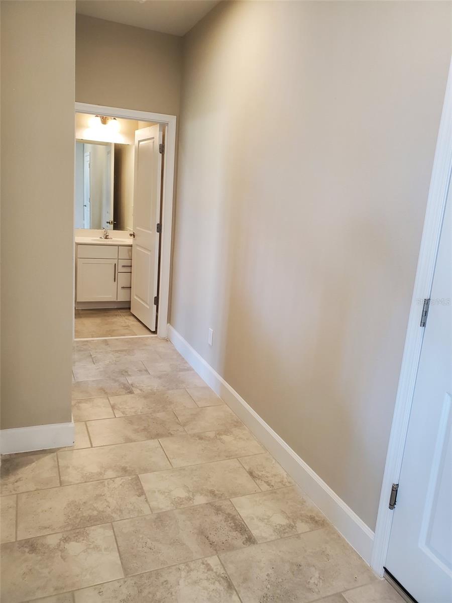 OVERLOOK AT GRASSY LAKE - Residential Lease