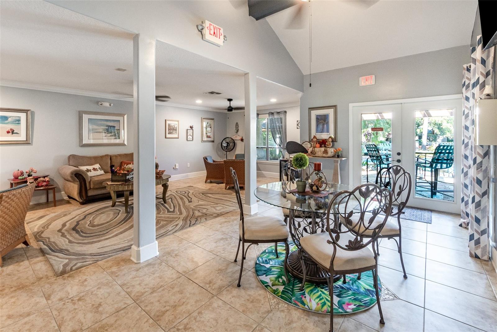 VILLAGE TWNHMS A CONDO - Residential