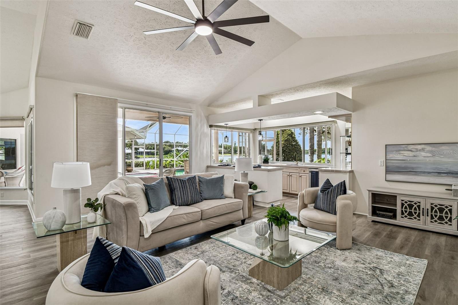 RIVERSIDE - Residential