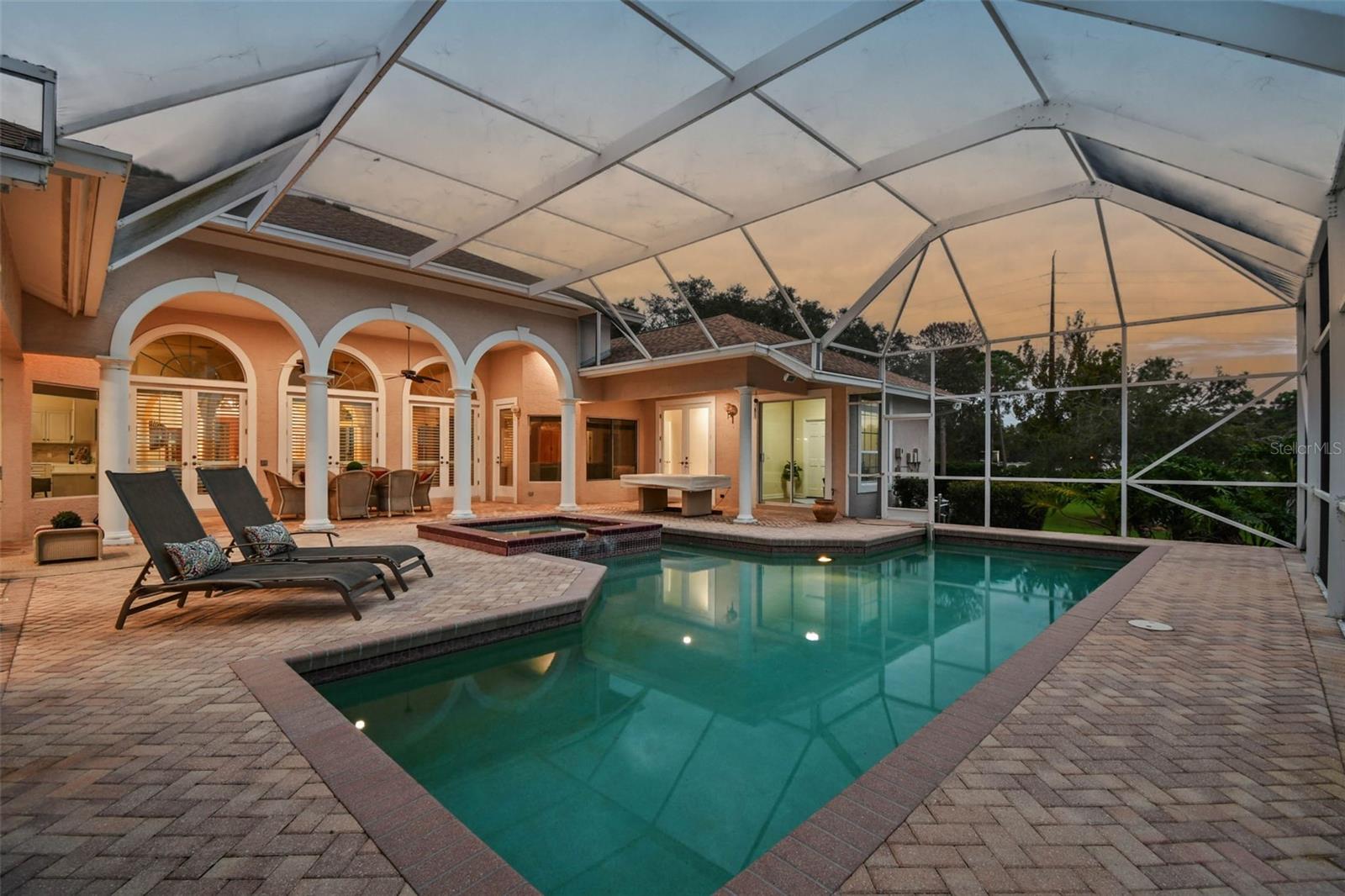 RIVERSIDE - Residential