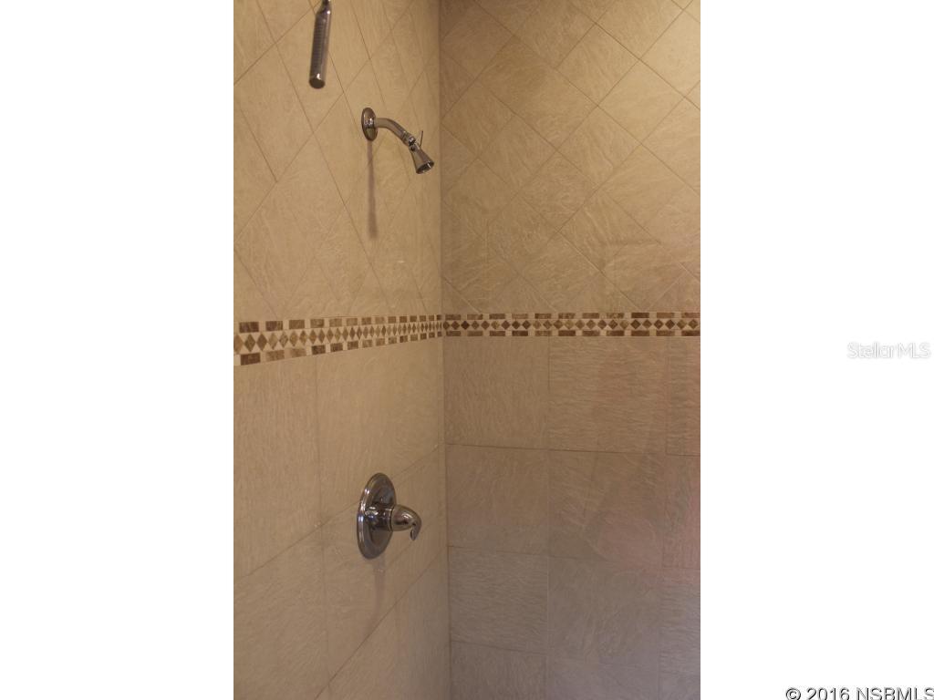 Cash Minor - Residential