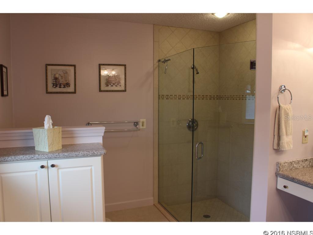 Cash Minor - Residential