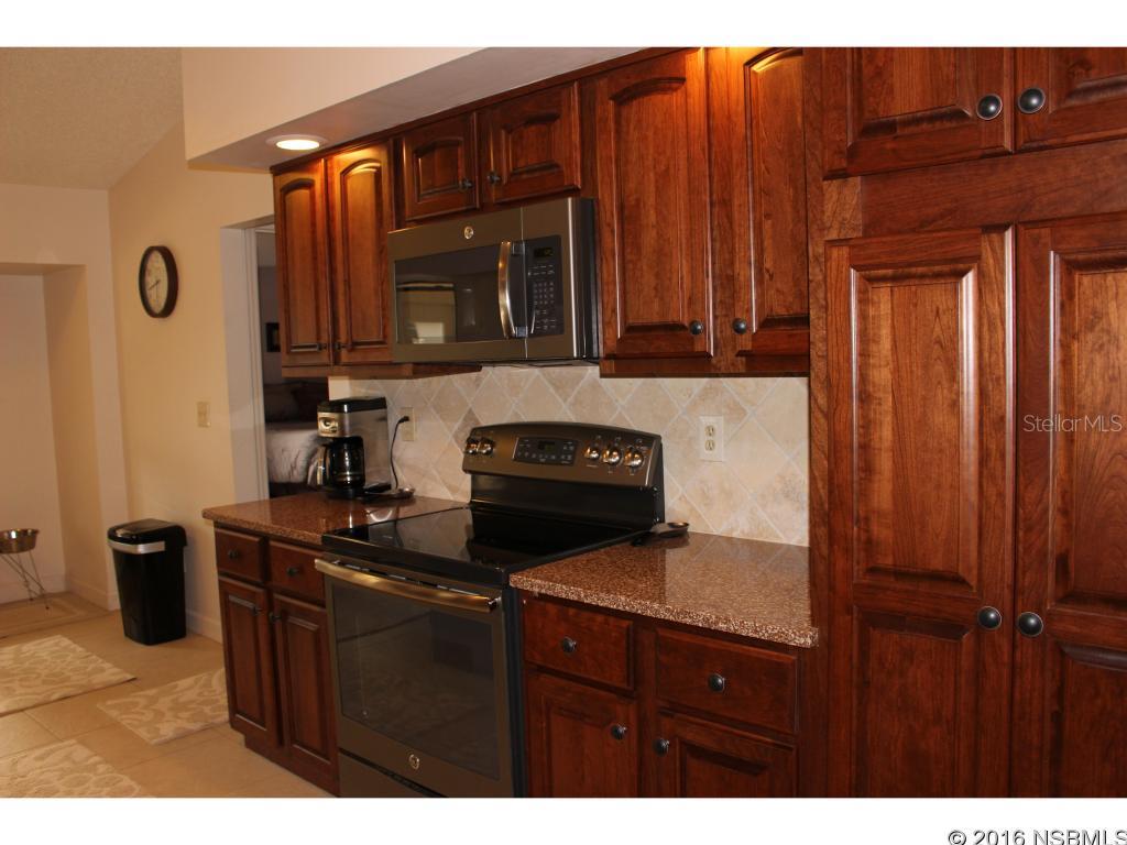 Cash Minor - Residential