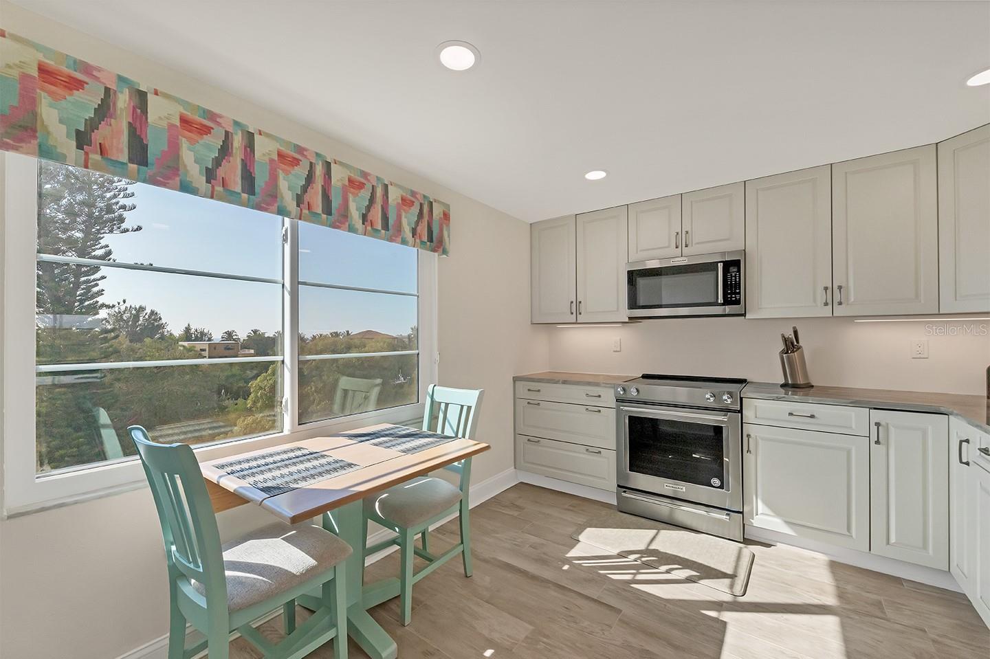 POINTE ON MIDNIGHT PASS - Residential Lease