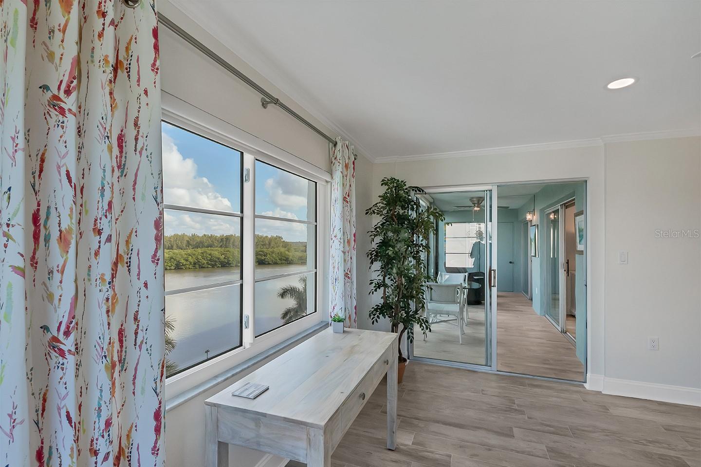 POINTE ON MIDNIGHT PASS - Residential Lease