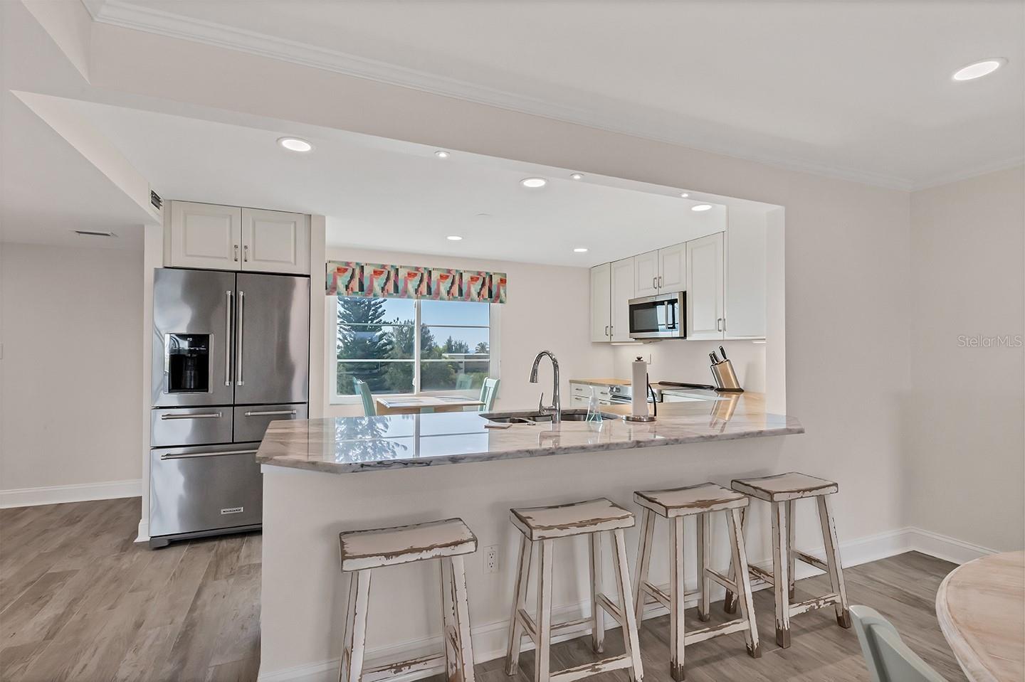 POINTE ON MIDNIGHT PASS - Residential Lease