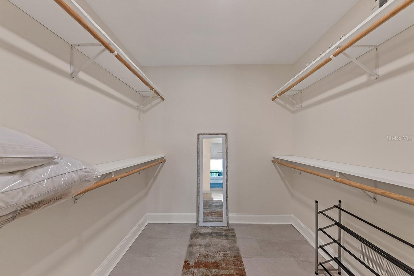 POINTE ON MIDNIGHT PASS - Residential Lease