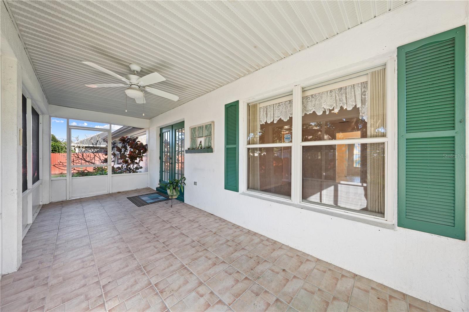 ASHLEY OAKS - Residential