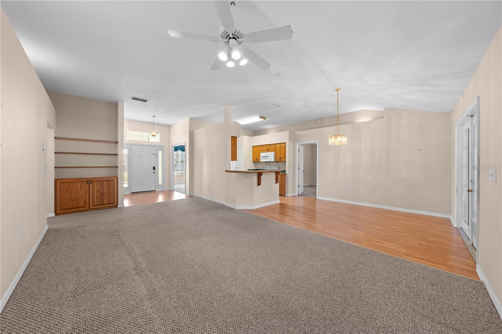 ASHLEY OAKS - Residential