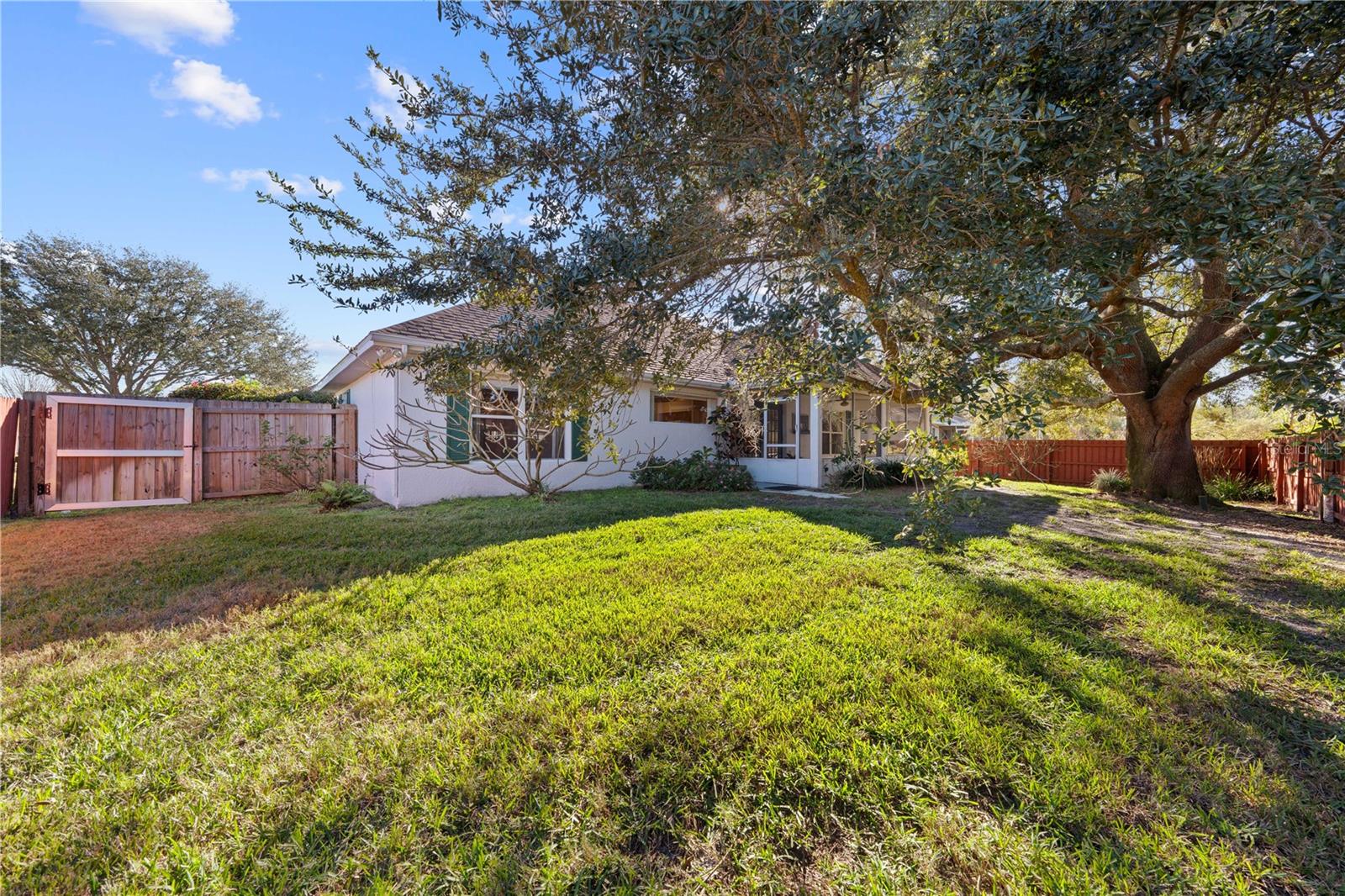 ASHLEY OAKS - Residential