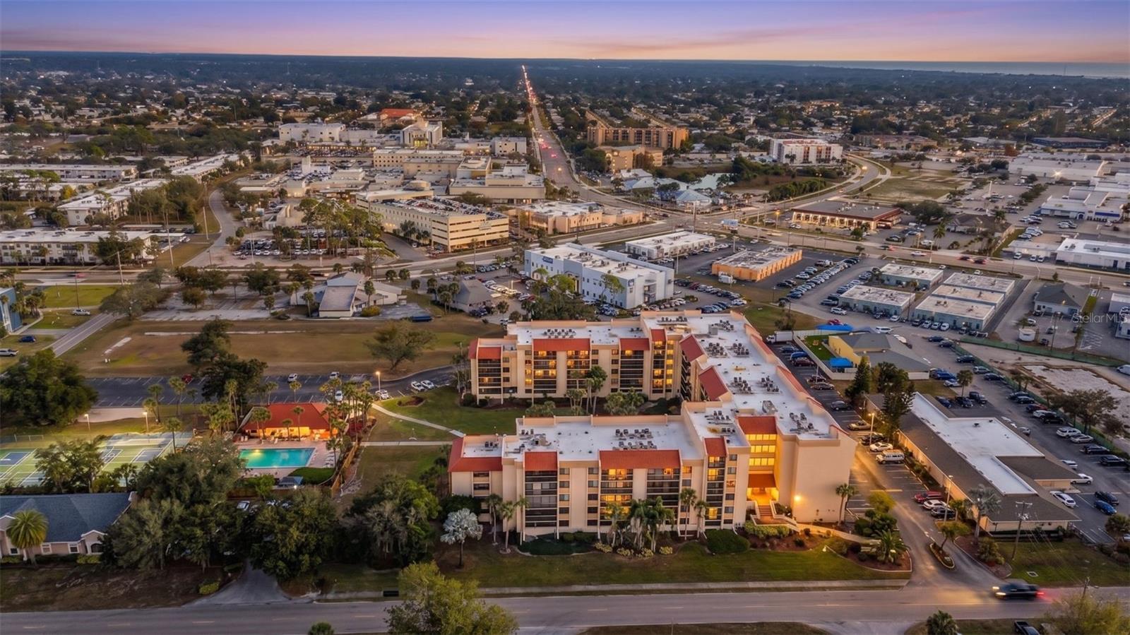 PROMENADES WEST - Residential