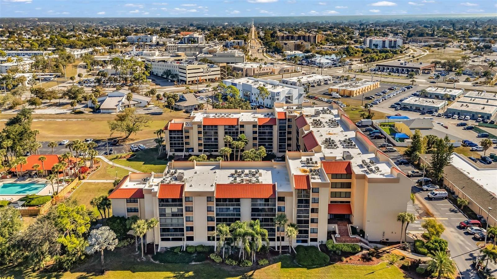 PROMENADES WEST - Residential