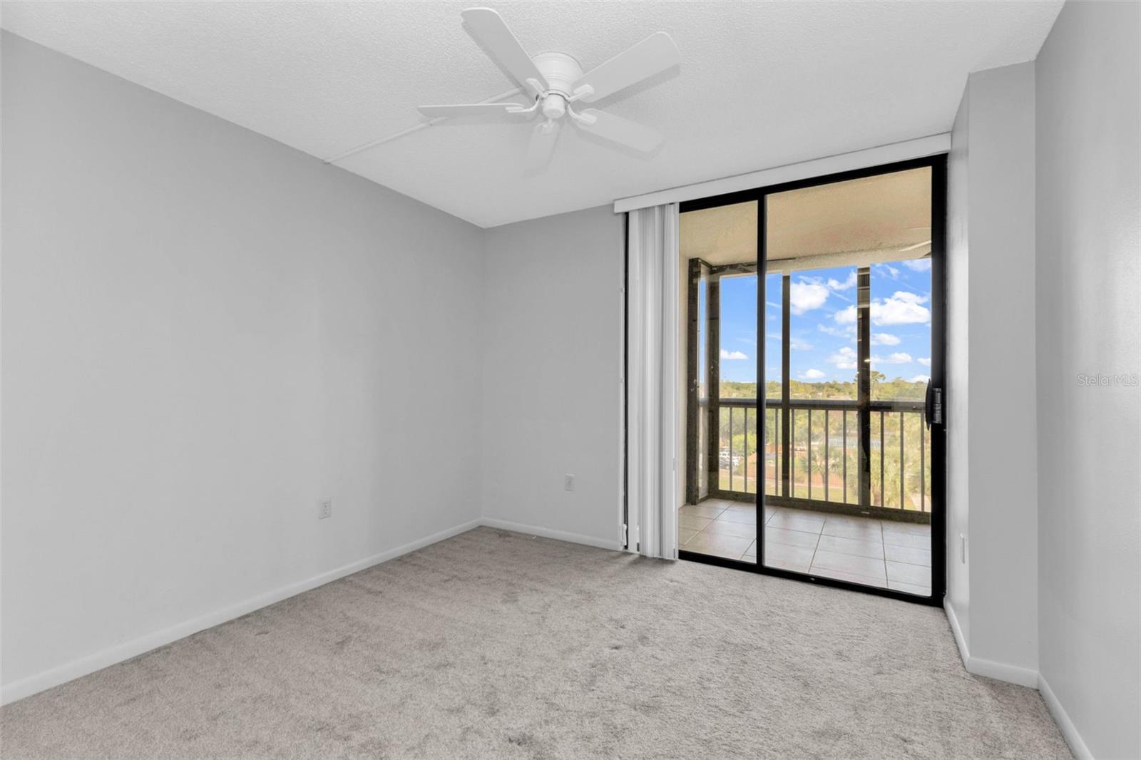 PROMENADES WEST - Residential