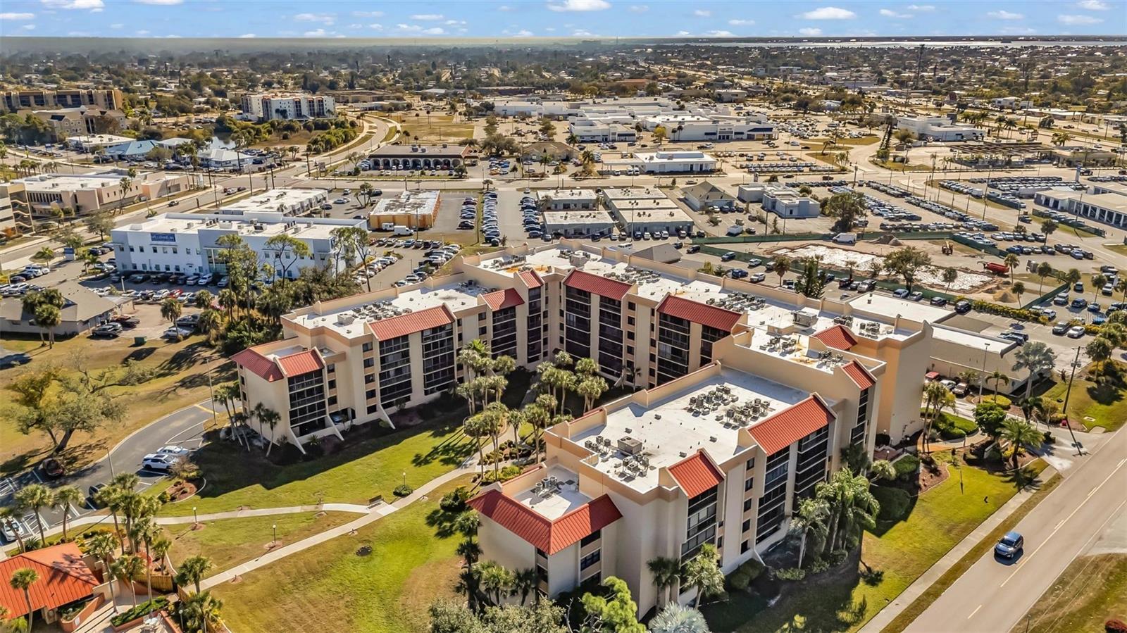 PROMENADES WEST - Residential