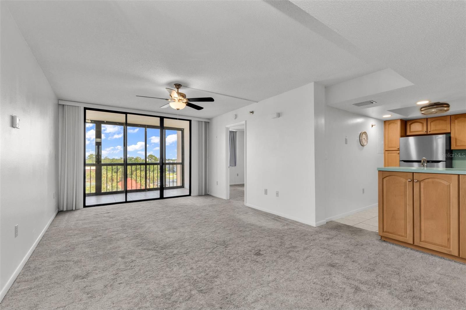 PROMENADES WEST - Residential