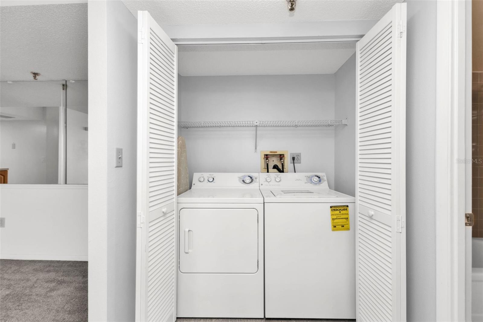 PROMENADES WEST - Residential