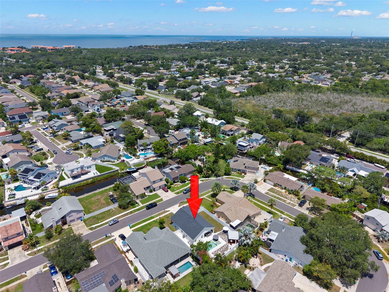 4827 BLUE JAY CIRCLE