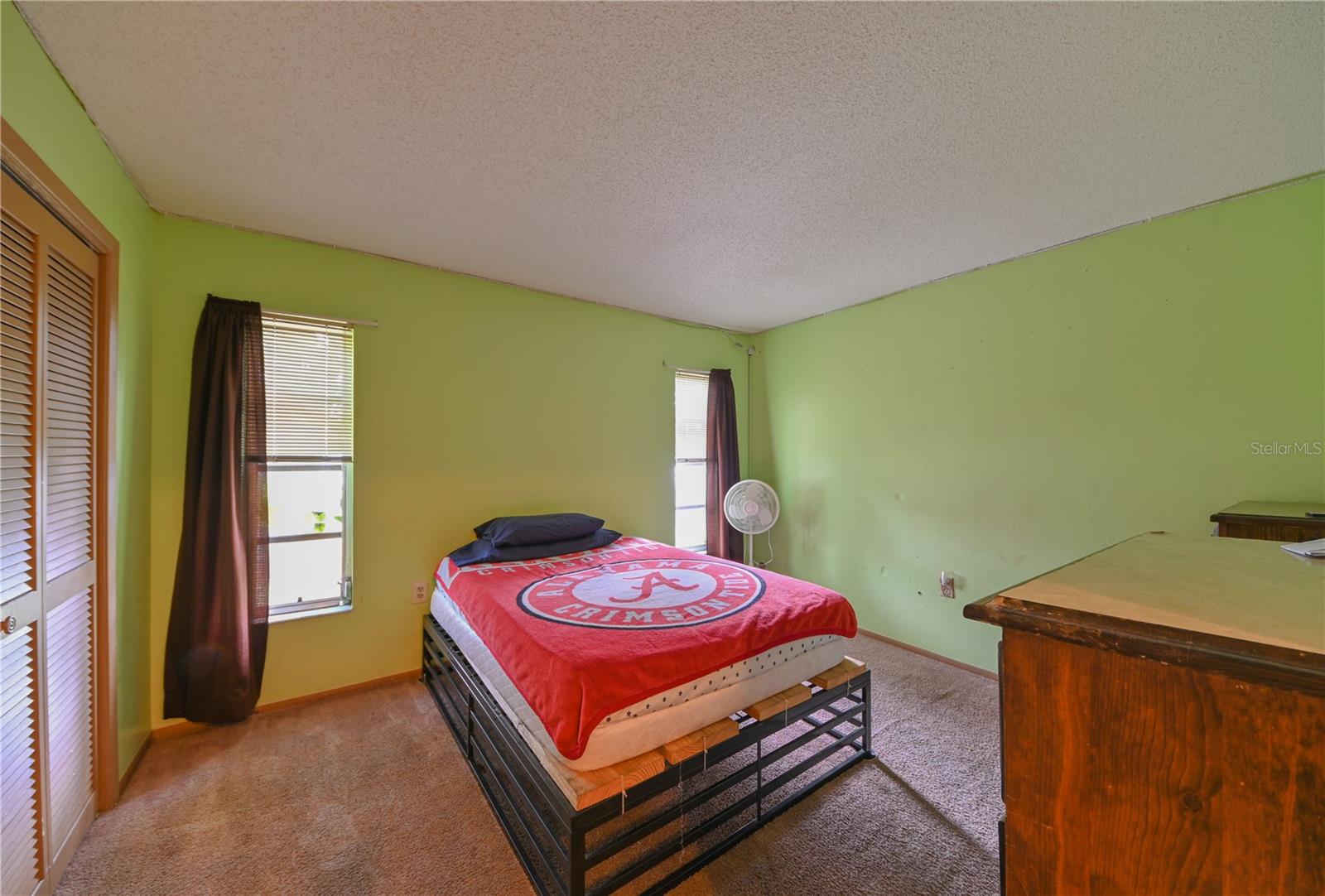 THE LAKES - Residential