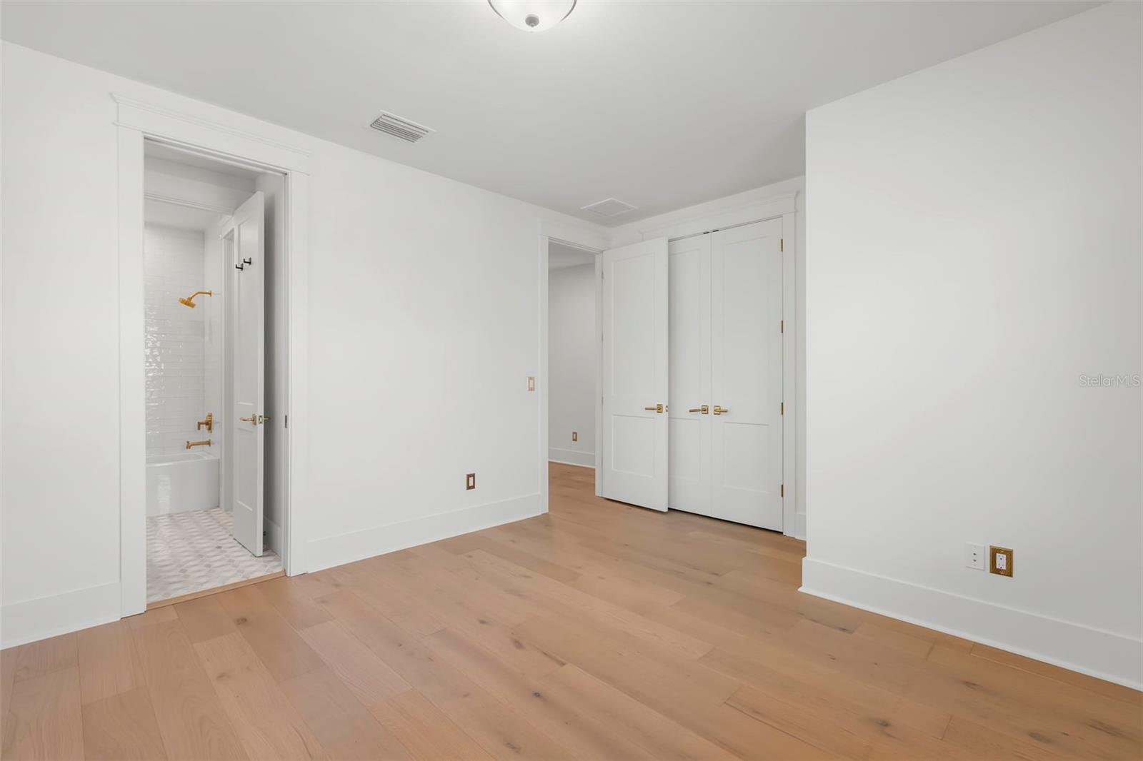 SPRING HILL ANNEX - Residential