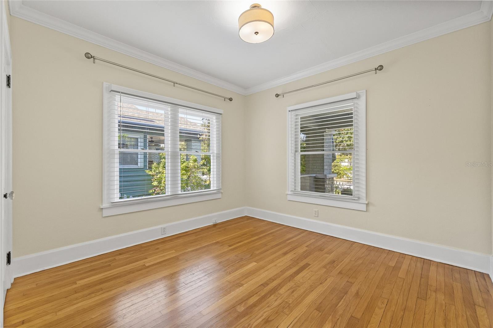 SUNSHINE PARK - Residential