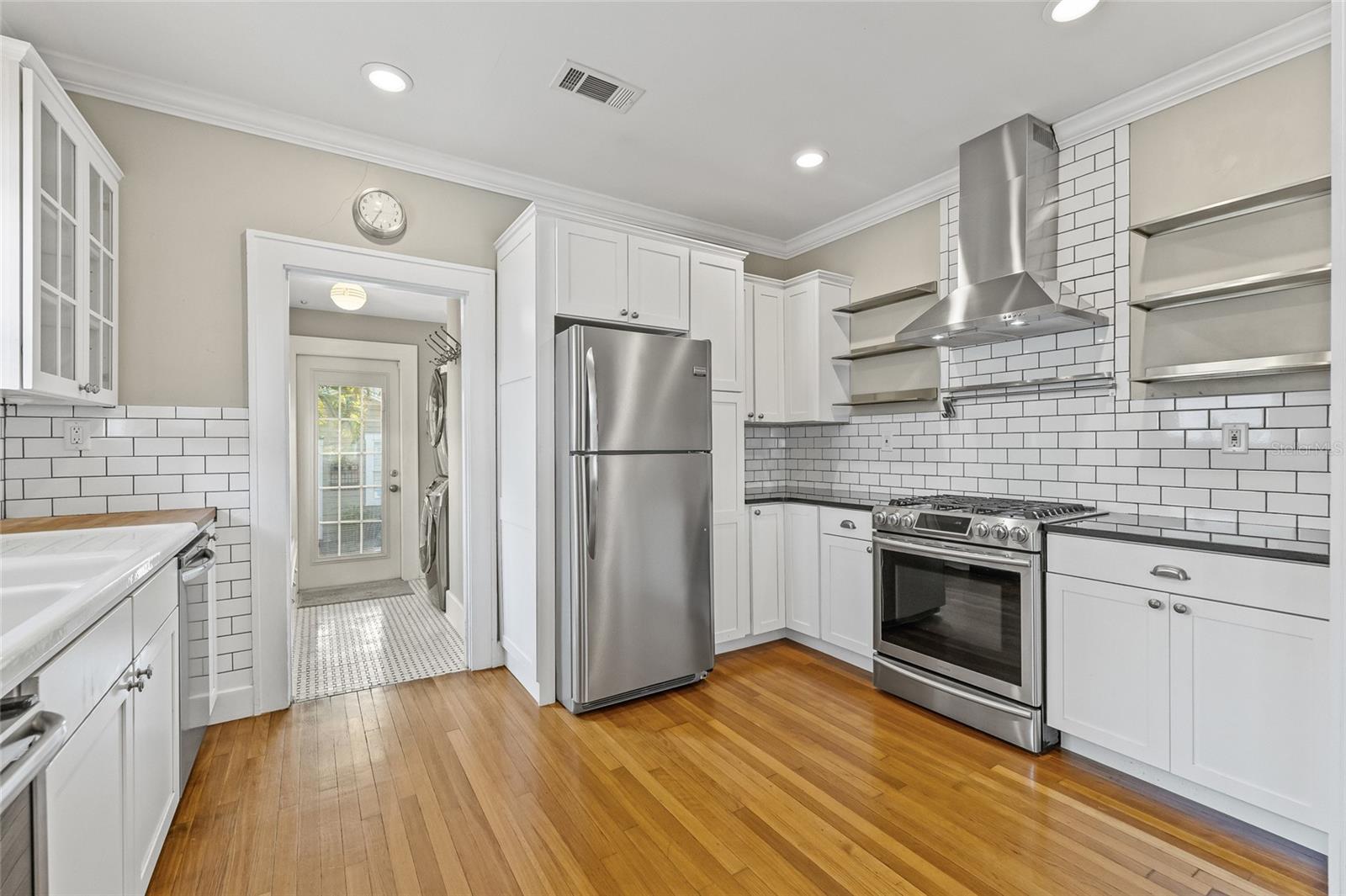 SUNSHINE PARK - Residential