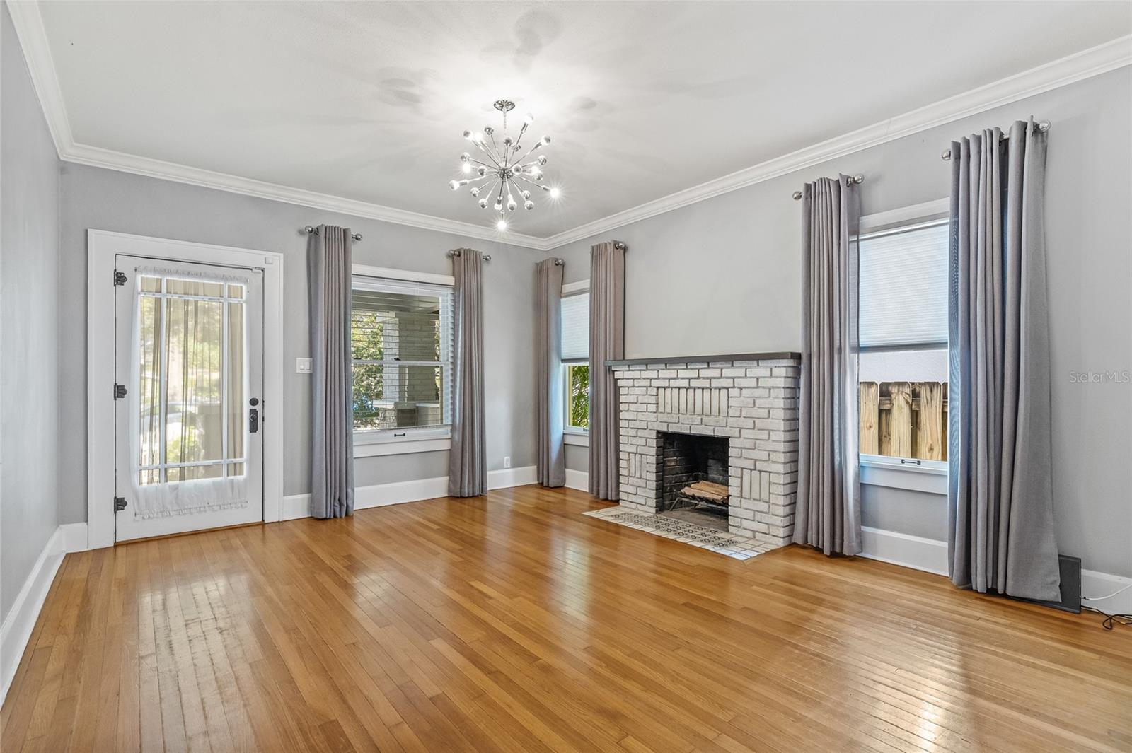 SUNSHINE PARK - Residential