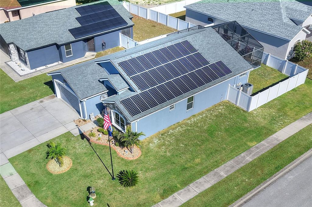 Photo of 820 Overlook Grove Drive, Winter Haven, FL 33884 (MLS # L4958256)