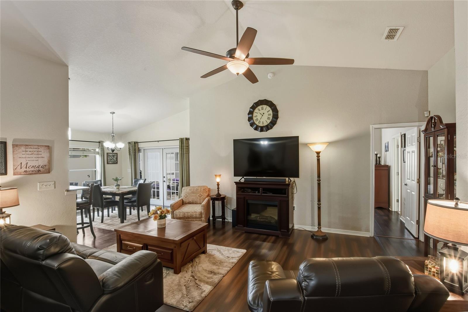 OVERLOOK RDG - Residential