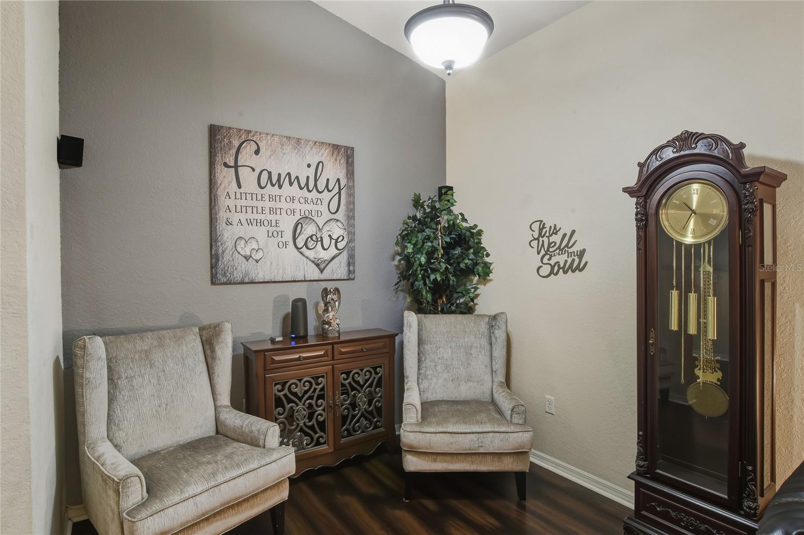 OVERLOOK RDG - Residential