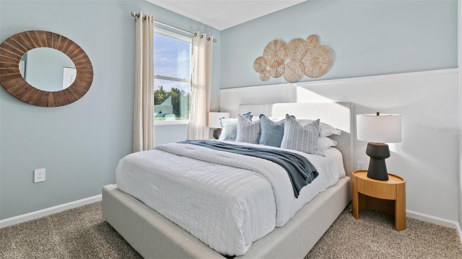 ENTRADA - Residential