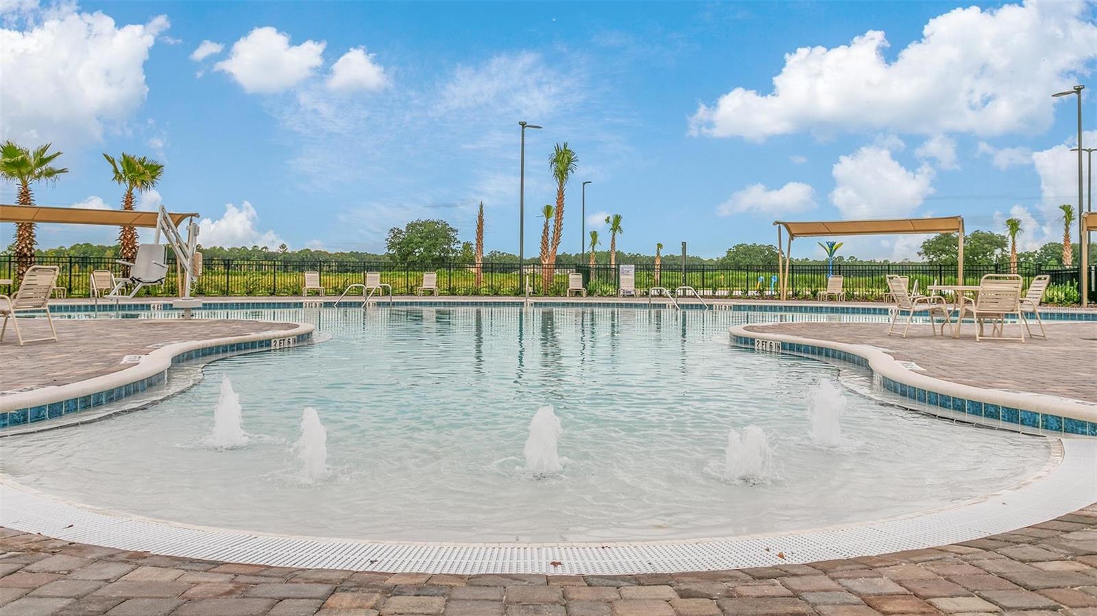 ENTRADA - Residential