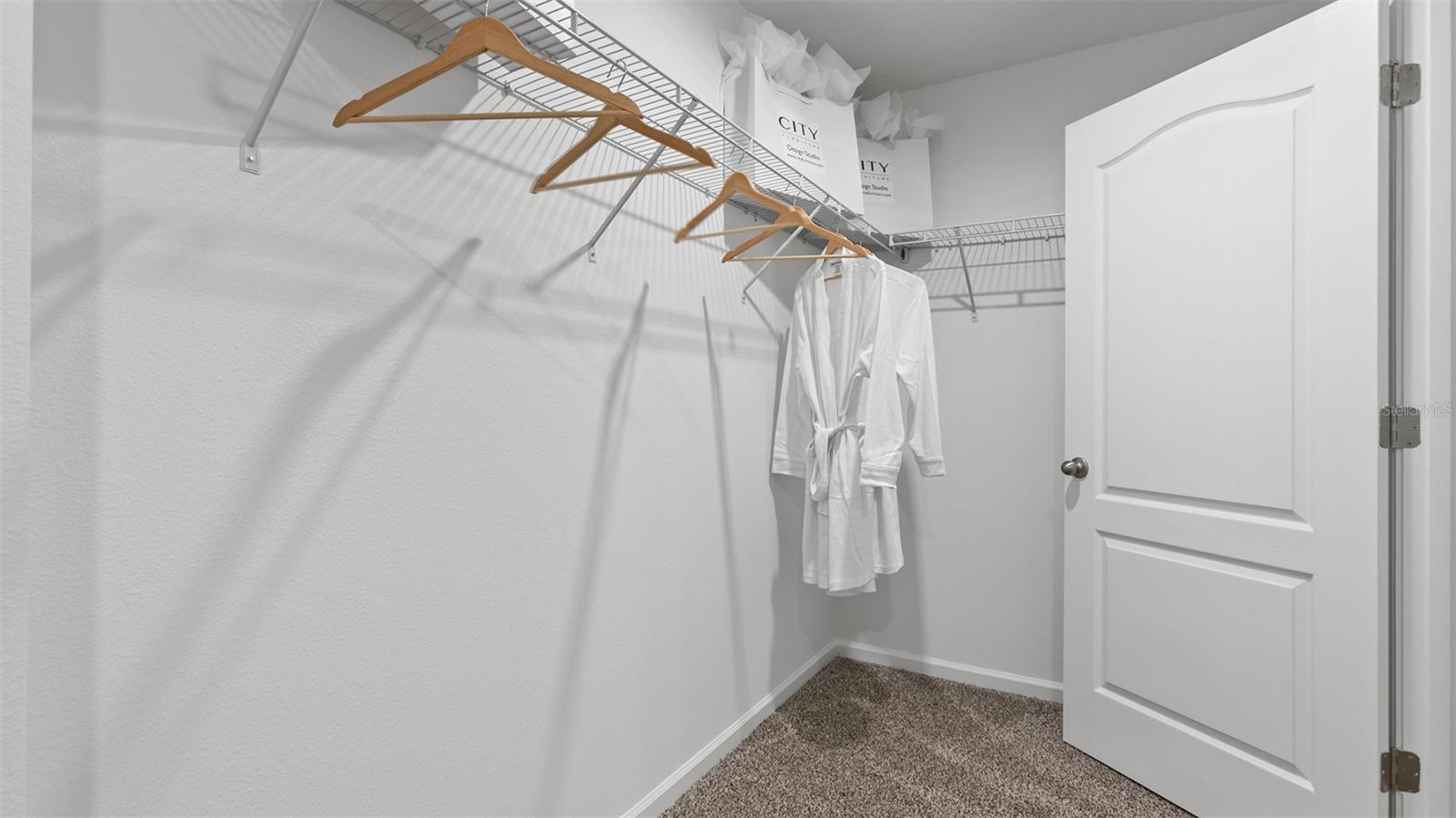 ENTRADA - Residential