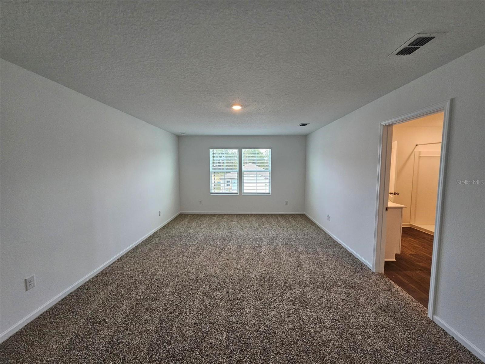 ENTRADA - Residential