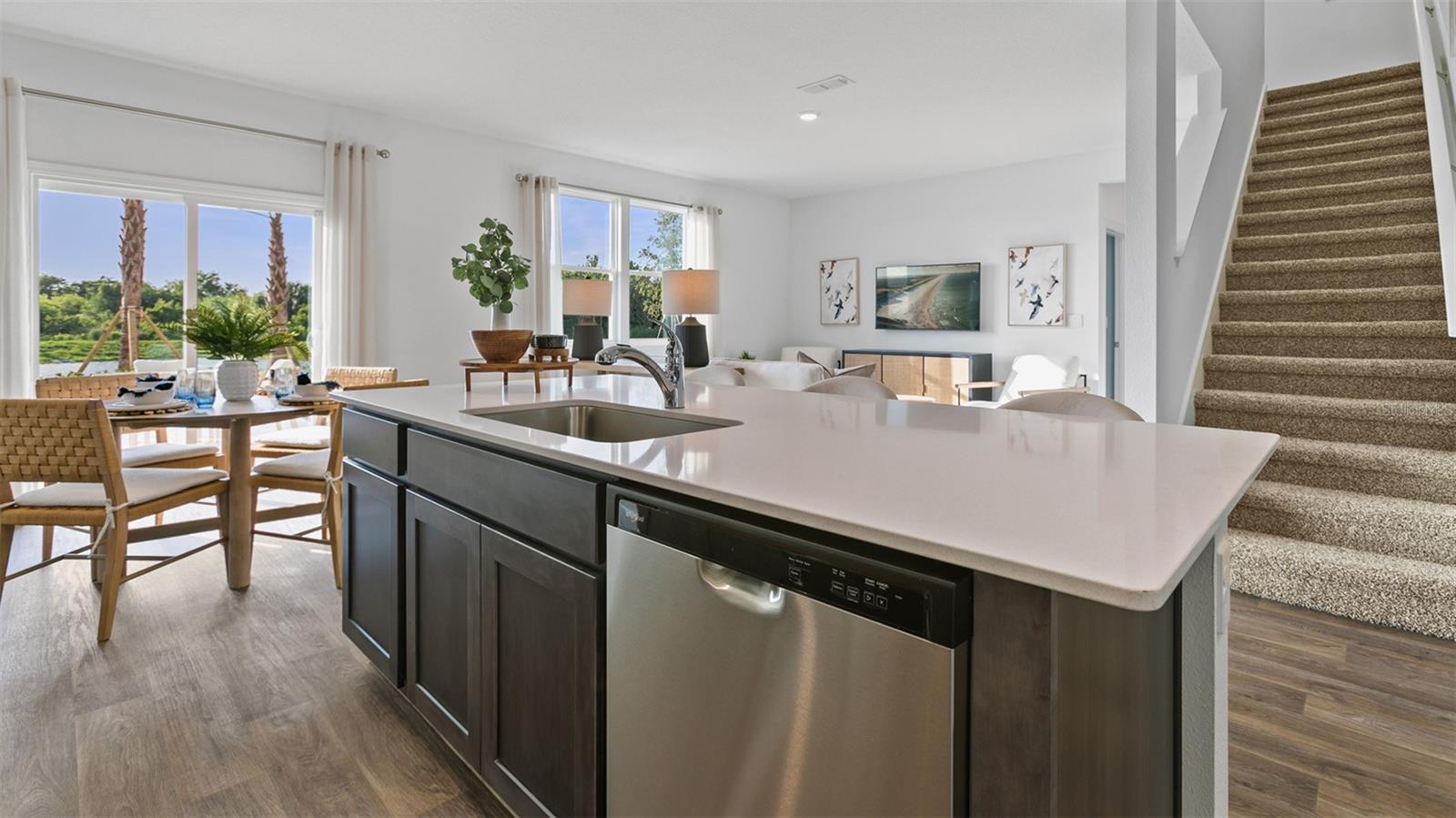 ENTRADA - Residential