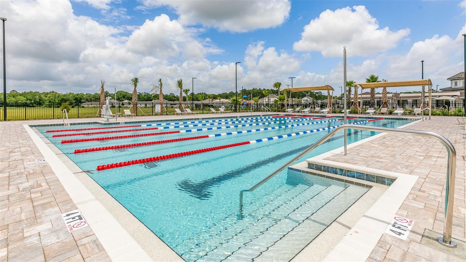 ENTRADA - Residential