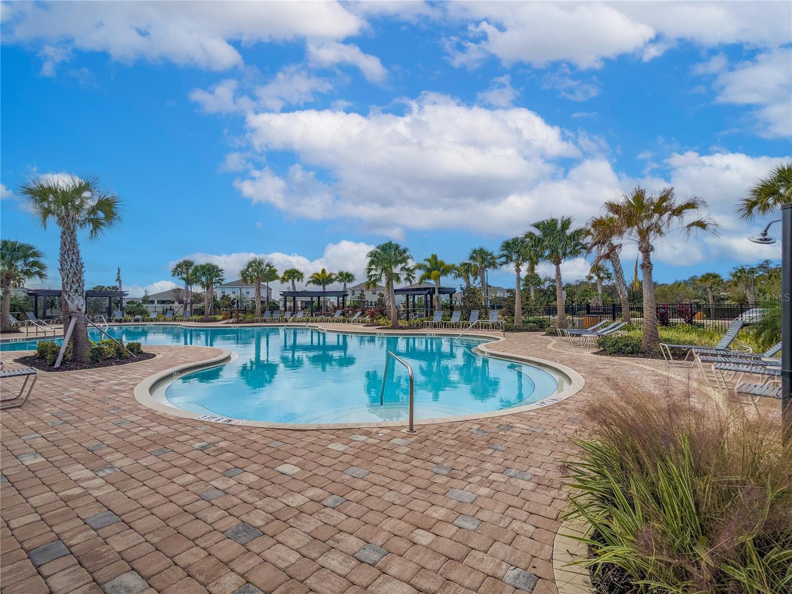 SILVERSTONE NORTH PH IA & IB - Residential Lease