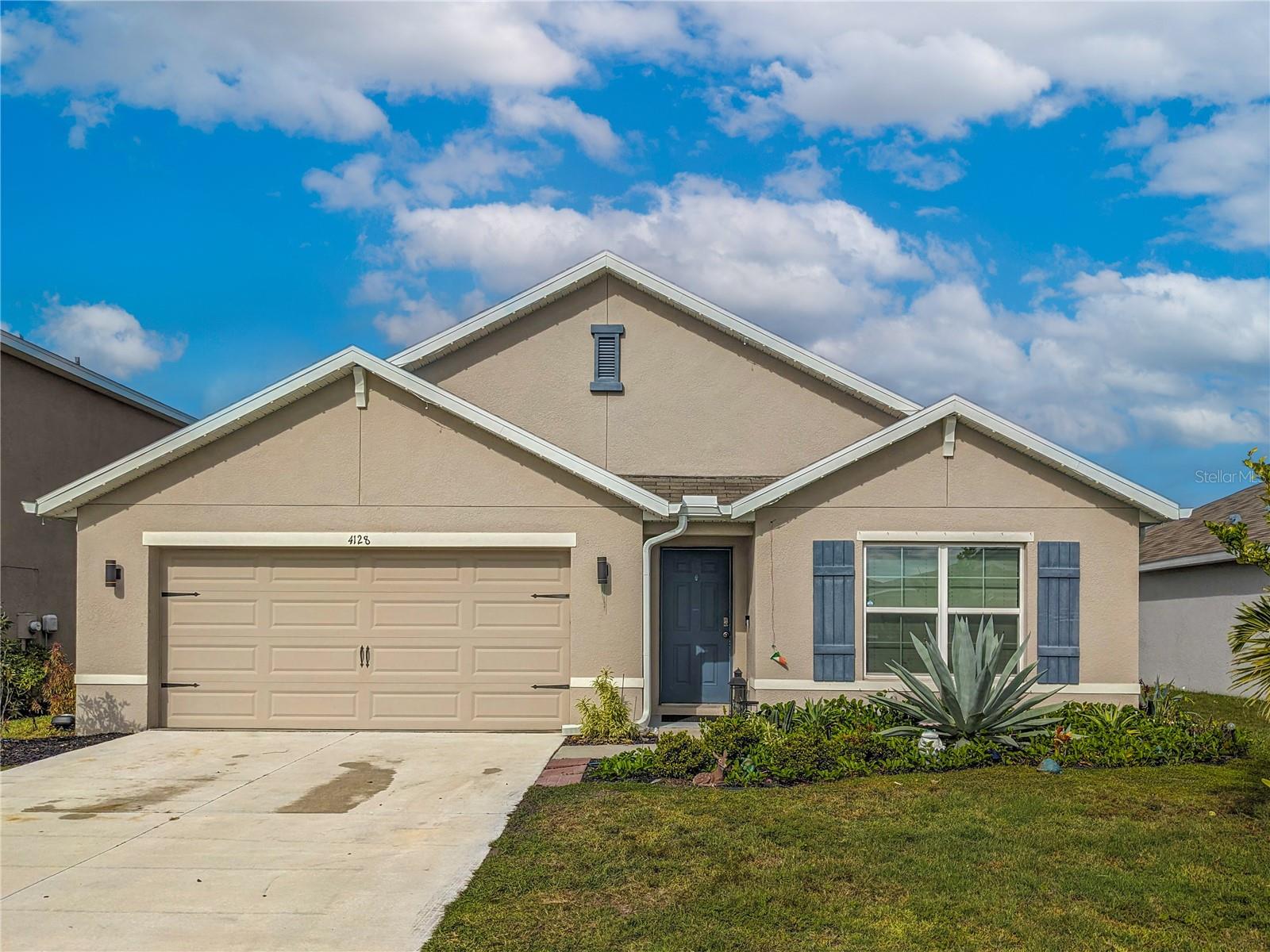 SILVERSTONE NORTH PH IA & IB - Residential Lease