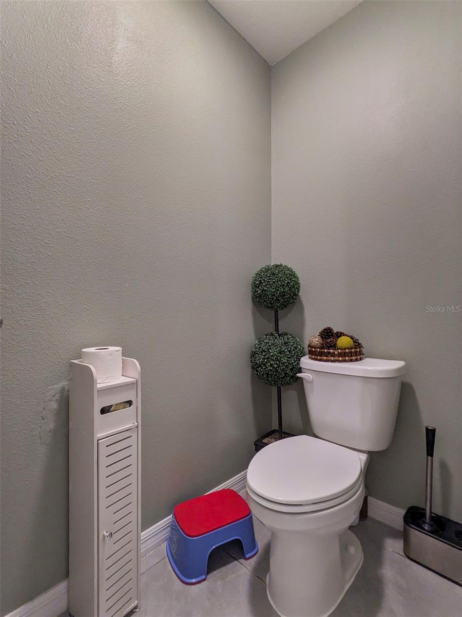 SILVERSTONE NORTH PH IA & IB - Residential Lease