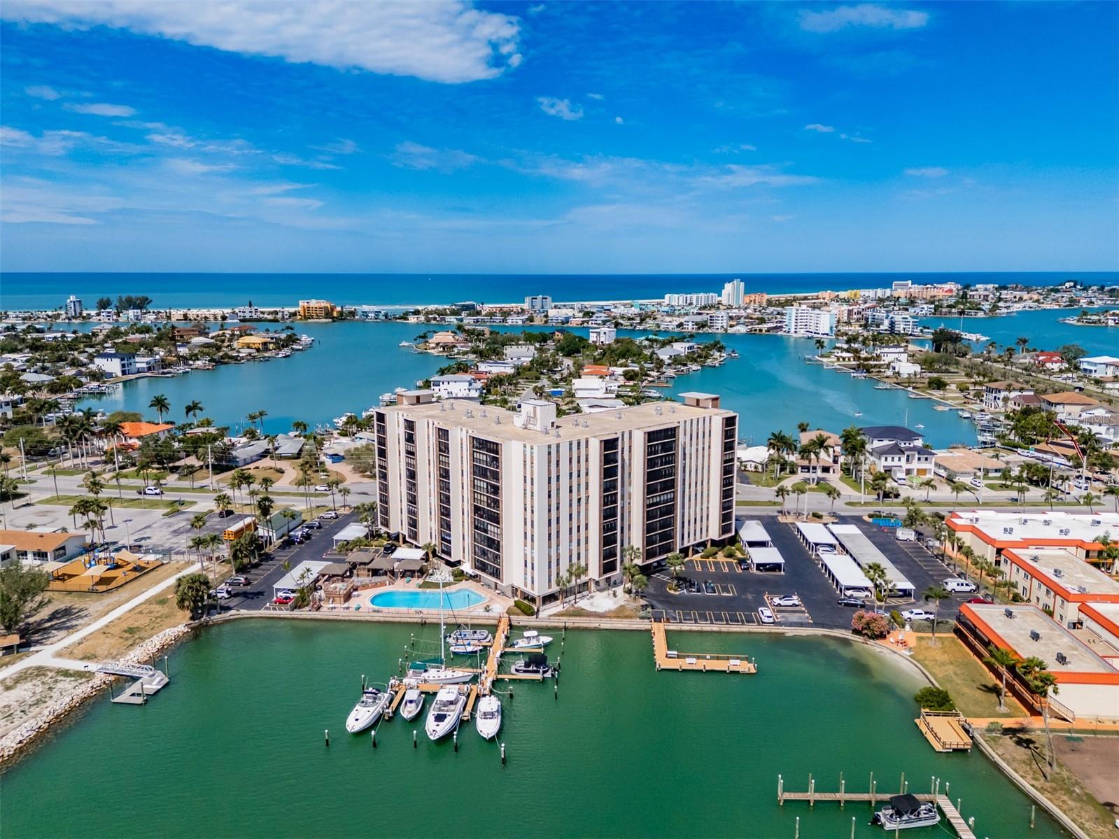 PARADISE ISLAND TOWERS CONDO - Residential