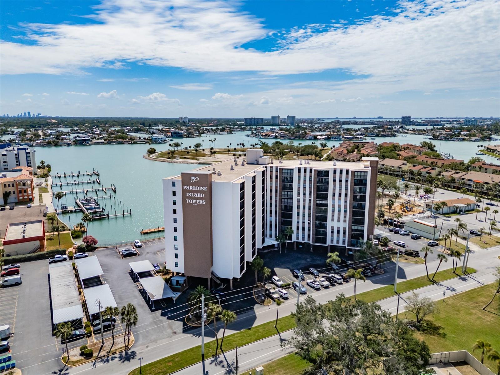 PARADISE ISLAND TOWERS CONDO - Residential