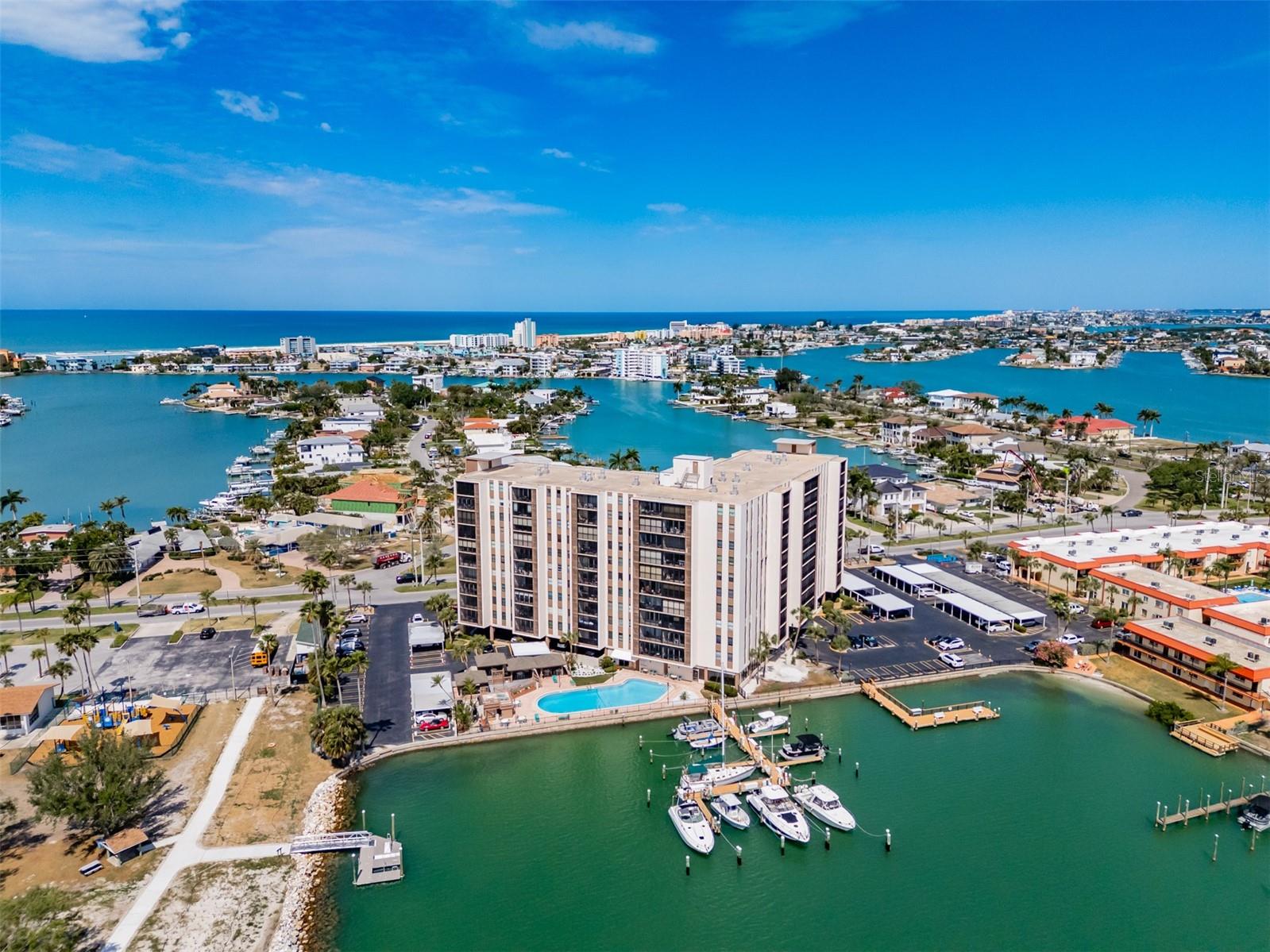 PARADISE ISLAND TOWERS CONDO - Residential