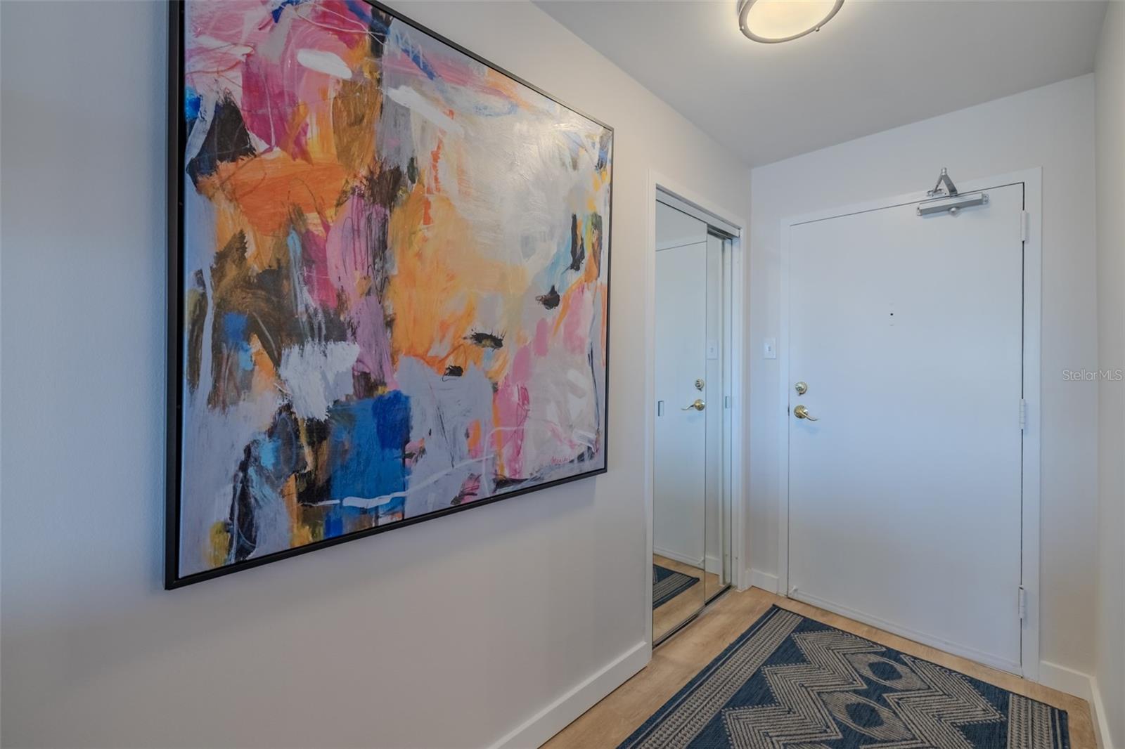 PARADISE ISLAND TOWERS CONDO - Residential