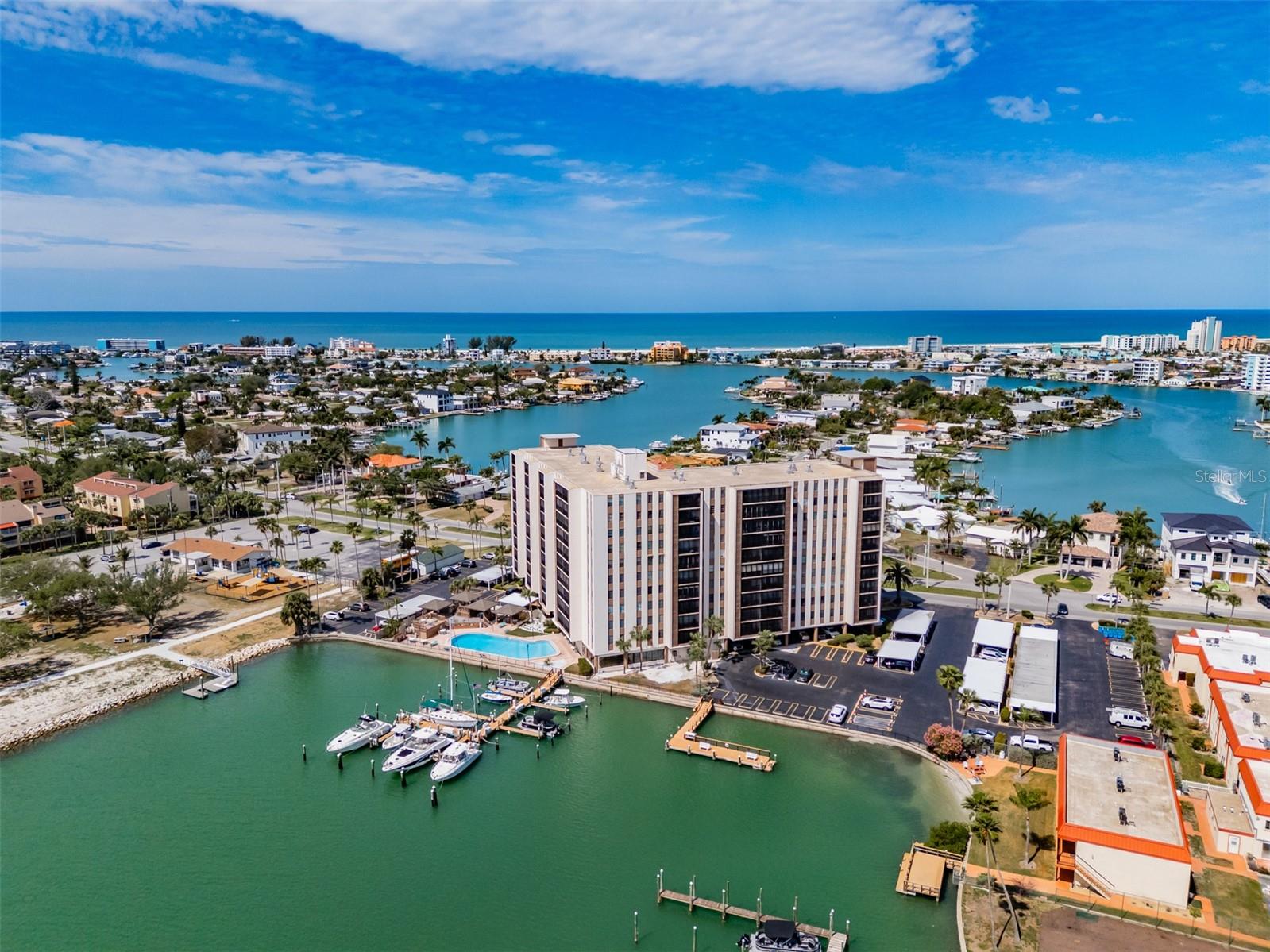 PARADISE ISLAND TOWERS CONDO - Residential