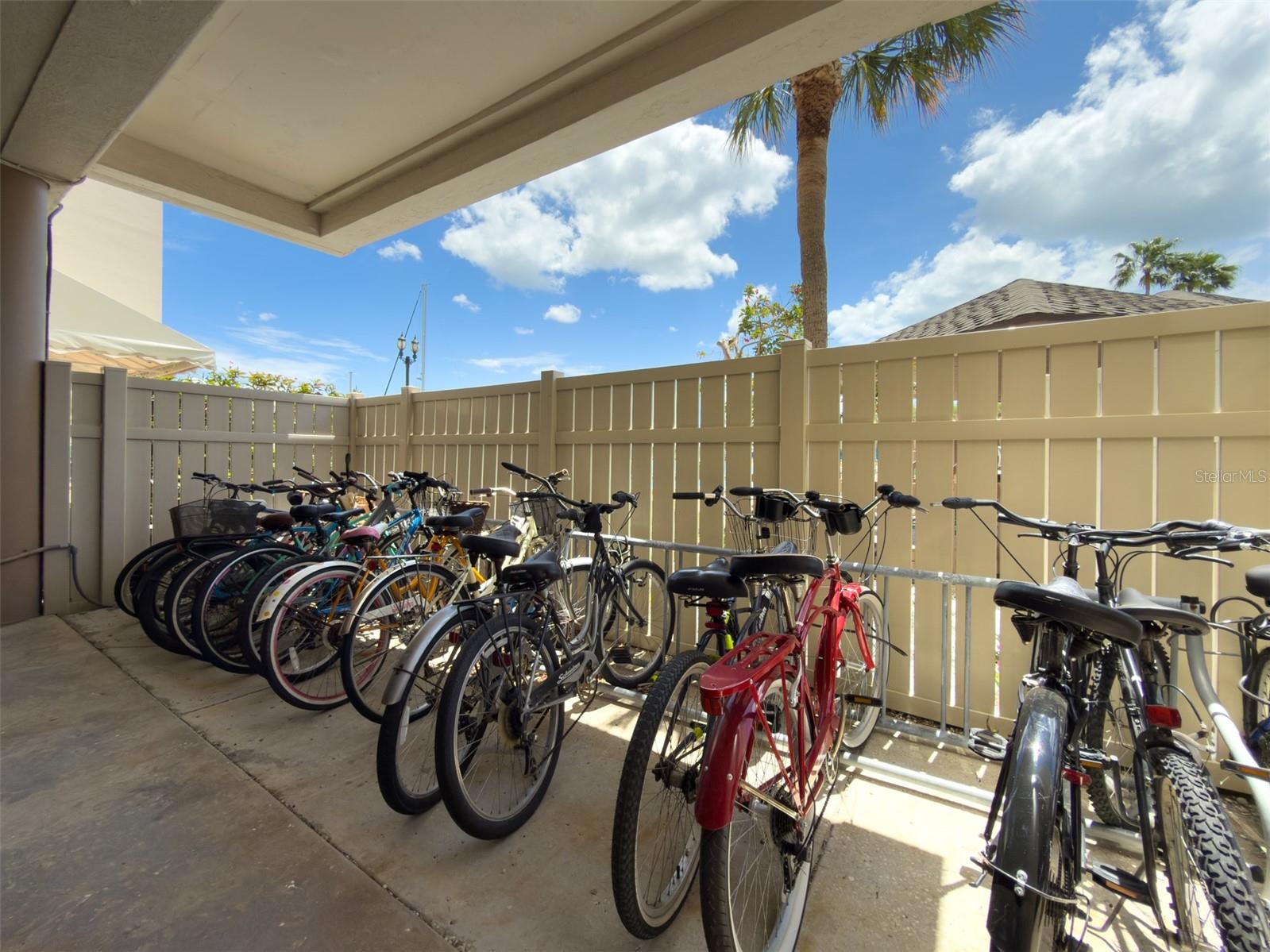 PARADISE ISLAND TOWERS CONDO - Residential