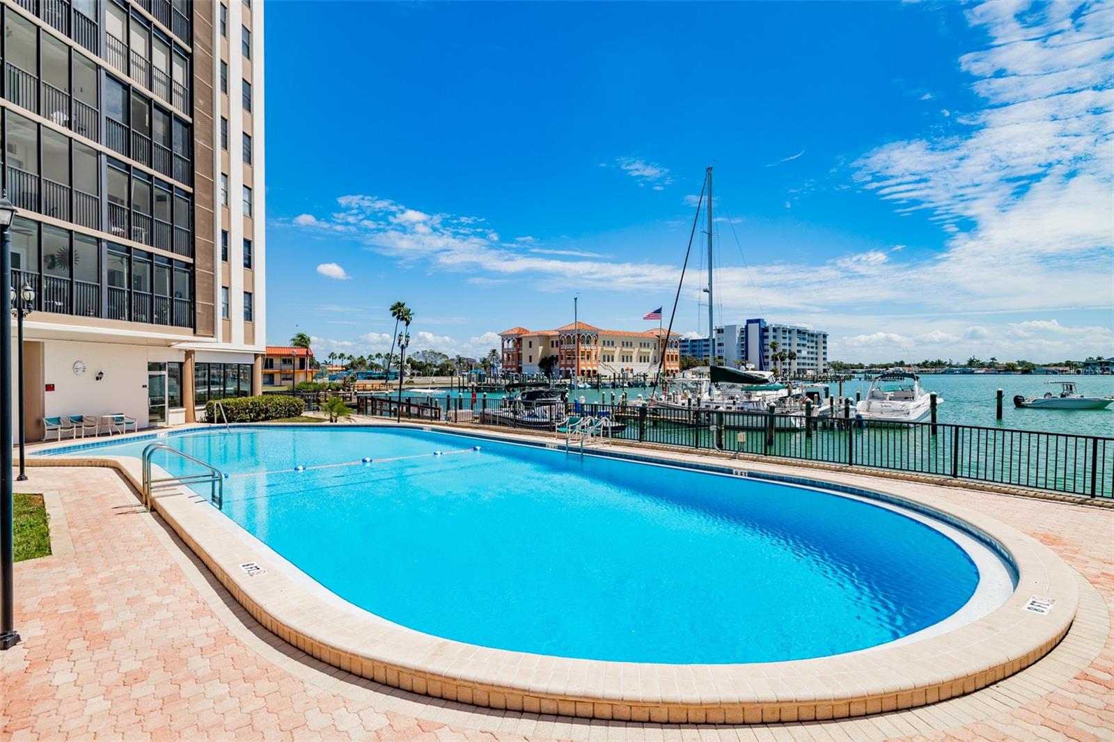 10355 PARADISE BOULEVARD 511