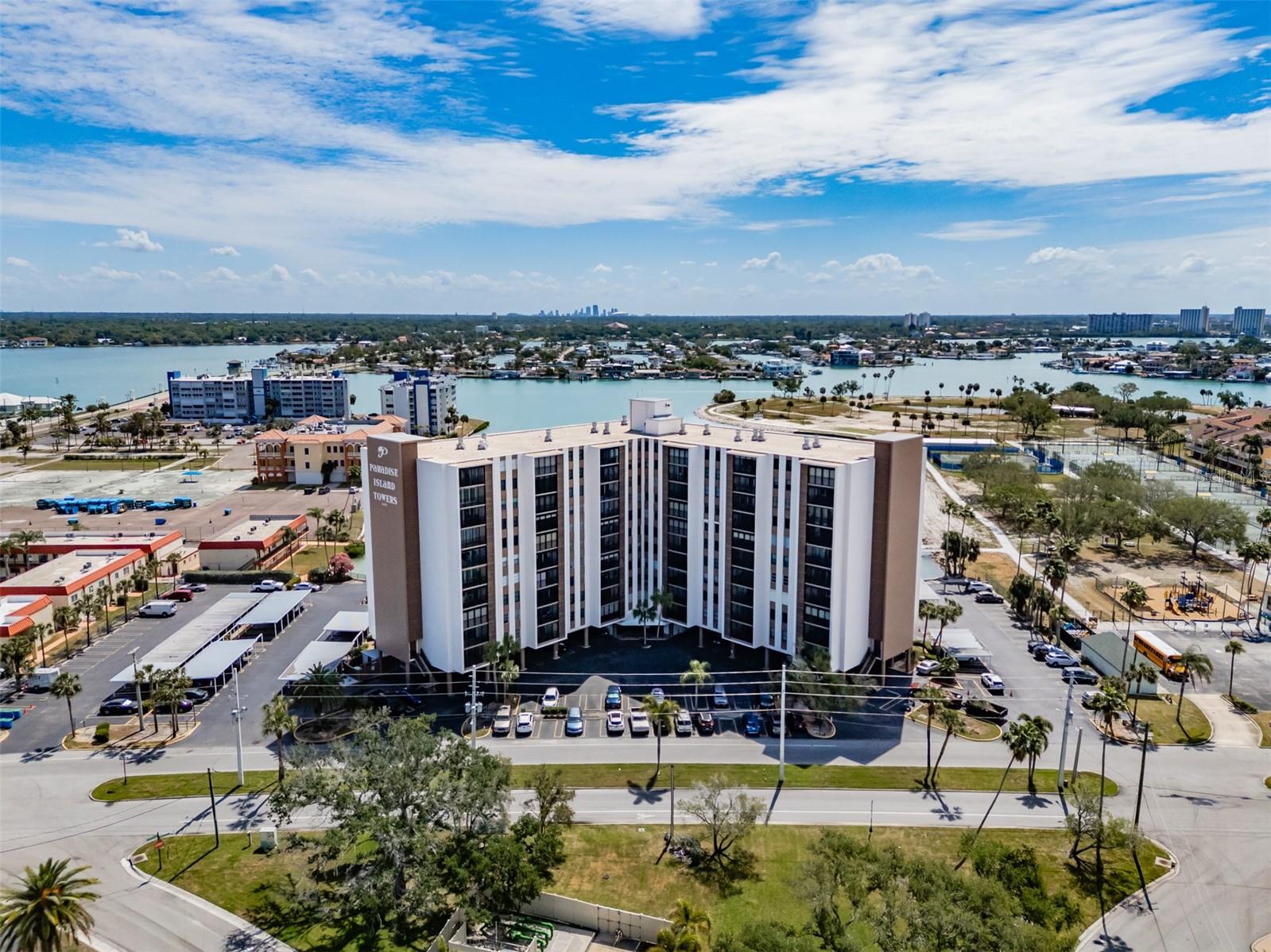 PARADISE ISLAND TOWERS CONDO - Residential