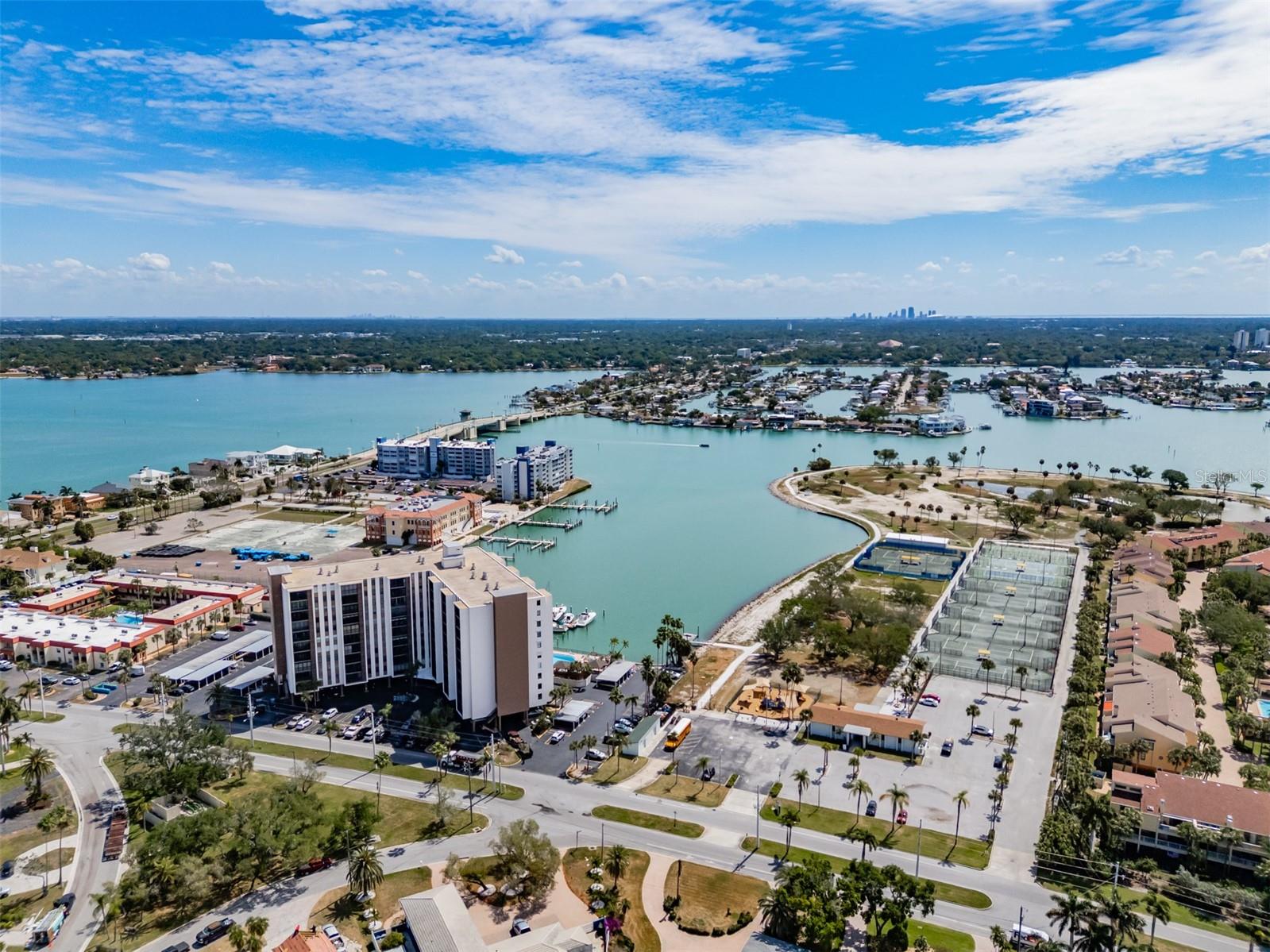 PARADISE ISLAND TOWERS CONDO - Residential